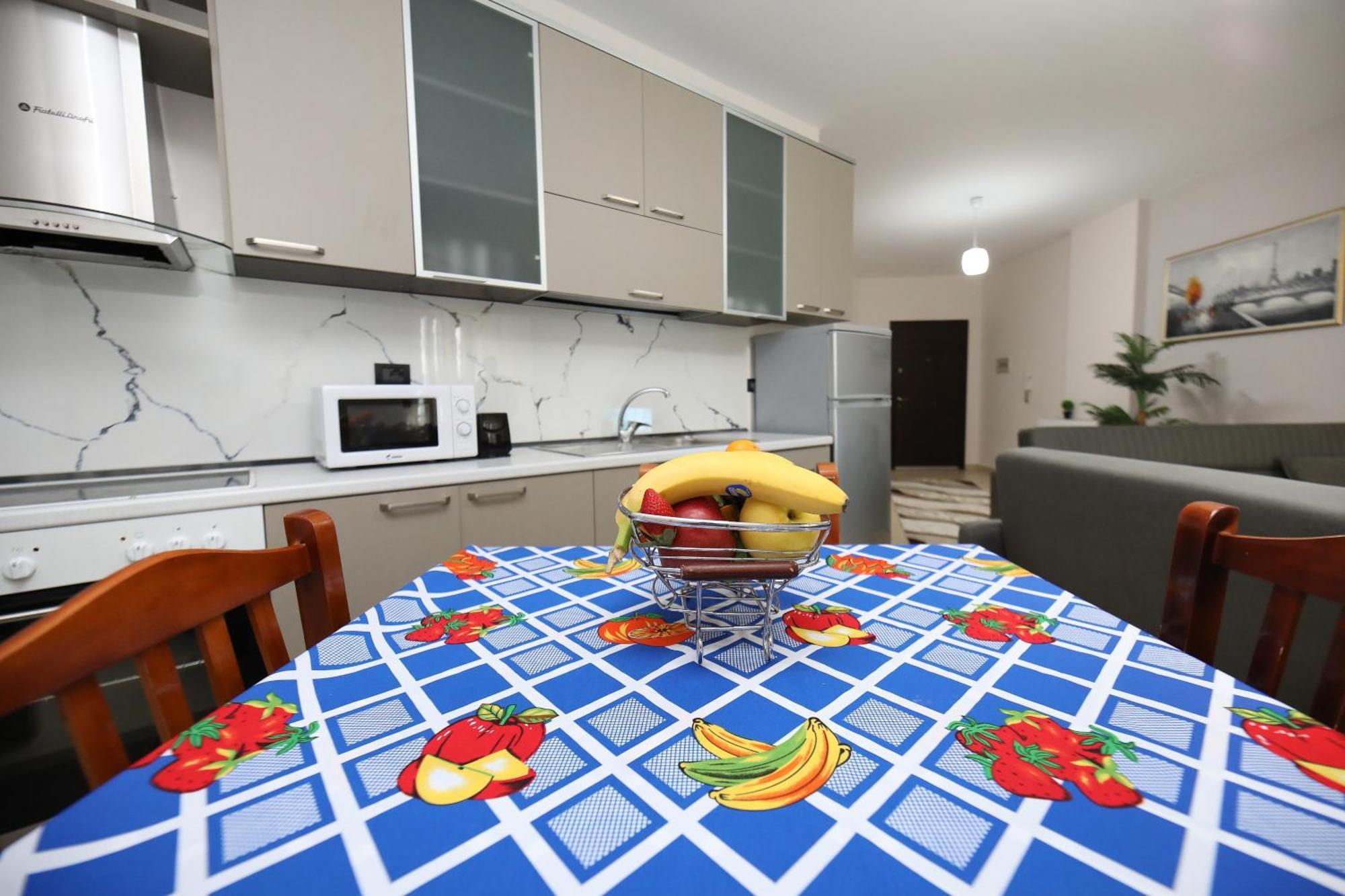Keli'S Place Vlorë Екстериор снимка